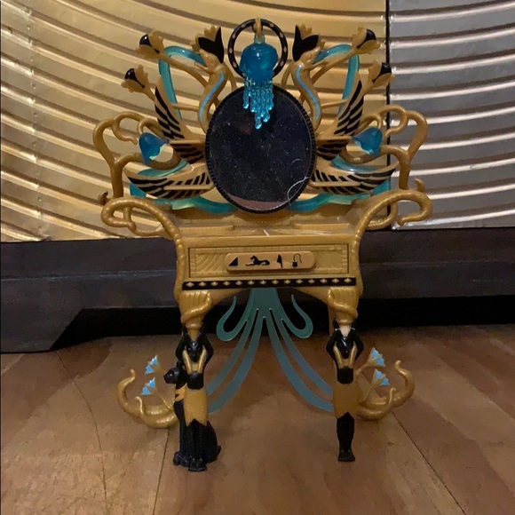 Monster High - Picture 1 of 4